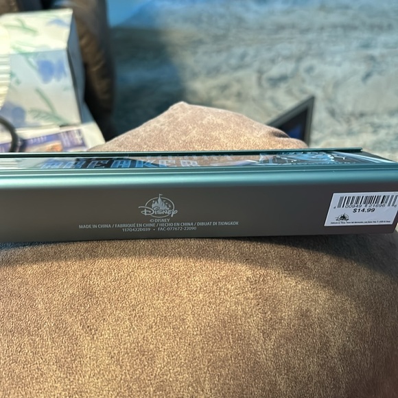 Disney’s desk nameplate I’m a heartbreaker from haunted mansion 9 x 2” - Picture 7 of 9